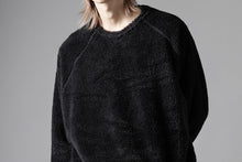 Load image into Gallery viewer, N/07 exclusive BOA FLEECE LOOSEY TOP (BLACK)