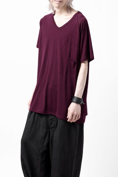 Load image into Gallery viewer, CAPERTICA PRISONER SHIRTS / SUPER 120s WASHABLE WOOL JERSEY (PLUM)