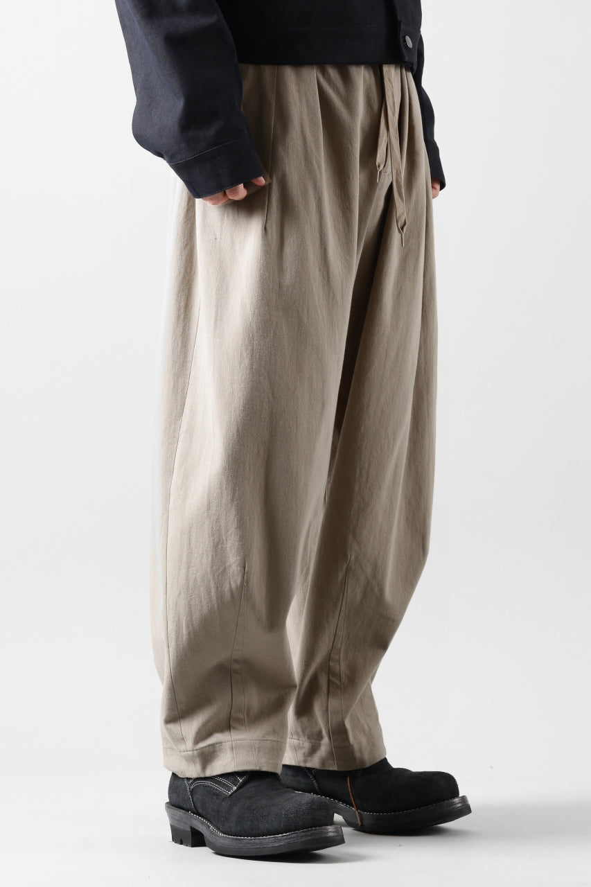 画像をギャラリービューアに読み込む, CAPERTICA BALLOON PANTS / BARATHEA CLOTH (BEIGE)