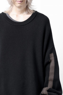 Load image into Gallery viewer, A.F ARTEFACT GEO PATTERN COTTON KNIT TOPS /  (BLACK x BROWN)