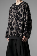 画像をギャラリービューアに読み込む, beauty : beast LARGE LEOPARD FLEECE PULLOVER (DARK LEOPARD)