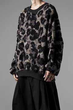 画像をギャラリービューアに読み込む, beauty : beast LARGE LEOPARD FLEECE PULLOVER (DARK LEOPARD)