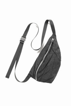 Load image into Gallery viewer, werkschwarz FANNY WAIST BAG / ROUGH WASHED NYLON (BLACK)