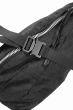 Load image into Gallery viewer, werkschwarz FANNY WAIST BAG / ROUGH WASHED NYLON (BLACK)