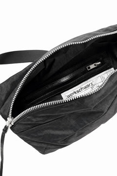 Load image into Gallery viewer, werkschwarz FANNY WAIST BAG / ROUGH WASHED NYLON (BLACK)