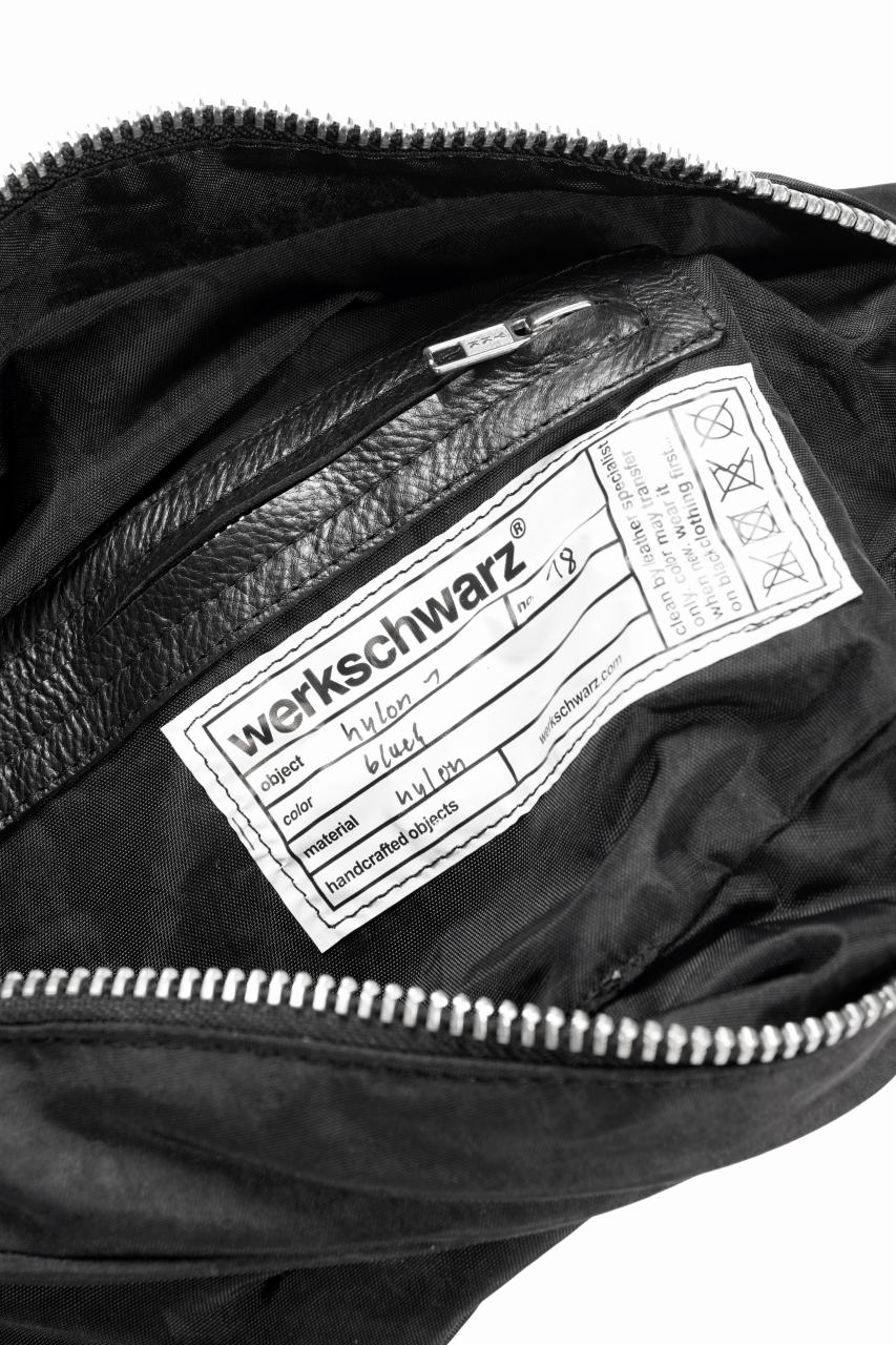 Load image into Gallery viewer, werkschwarz FANNY WAIST BAG / ROUGH WASHED NYLON (BLACK)