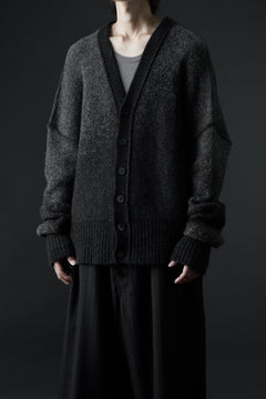 画像をギャラリービューアに読み込む, ISABEL BENENATO Yak Cardigan with Shaded Jacquard in Two Colours (GRAPHITE)