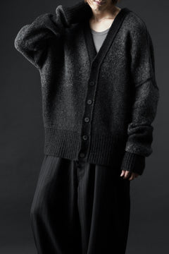 画像をギャラリービューアに読み込む, ISABEL BENENATO Yak Cardigan with Shaded Jacquard in Two Colours (GRAPHITE)