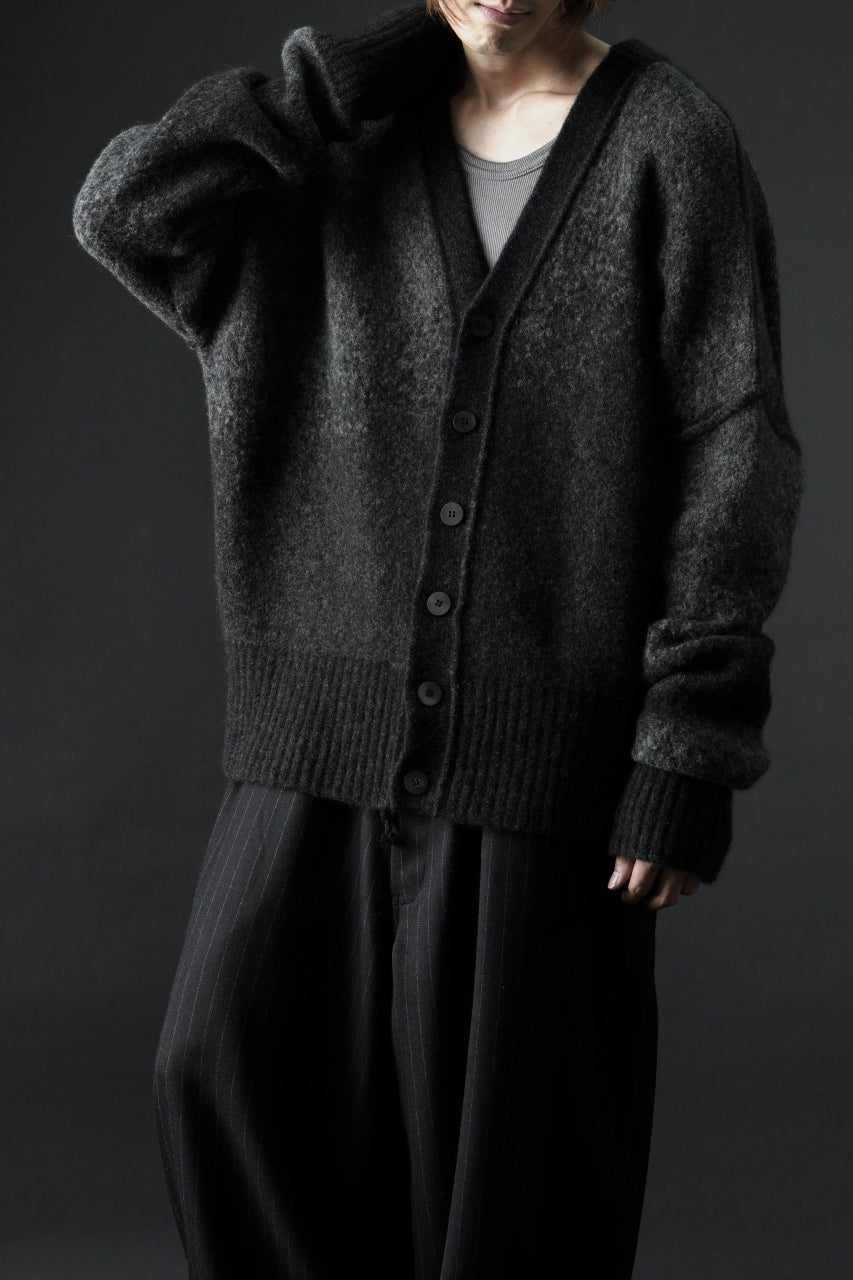 画像をギャラリービューアに読み込む, ISABEL BENENATO Yak Cardigan with Shaded Jacquard in Two Colours (GRAPHITE)
