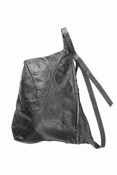 Load image into Gallery viewer, werkschwarz exclusive SHOULDER BAG 21p / PULL UP COW LEATHER (BLACK)
