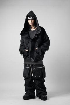 Load image into Gallery viewer, A.F ARTEFACT MULTI FLAP WIDE PANTS / WILD VEGAN LEATHER (BLACK)