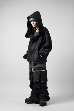 Load image into Gallery viewer, A.F ARTEFACT MULTI FLAP WIDE PANTS / WILD VEGAN LEATHER (BLACK)