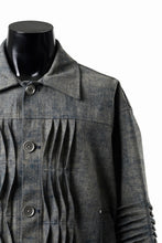 画像をギャラリービューアに読み込む, A.F ARTEFACT BLENDED SHADES DENIM PIN TUCK BLOUSON (STEEL BLUE)
