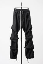 画像をギャラリービューアに読み込む, A.F ARTEFACT TUCK BAGGY PANTS / TYPEWRITER COTTON CLOTH (BLACK)