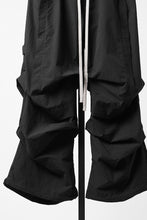 画像をギャラリービューアに読み込む, A.F ARTEFACT TUCK WIDE PANTS / TYPEWRITER COTTON CLOTH (BLACK)