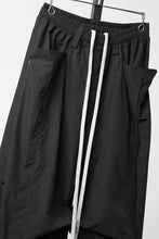 画像をギャラリービューアに読み込む, A.F ARTEFACT TUCK WIDE PANTS / TYPEWRITER COTTON CLOTH (BLACK)