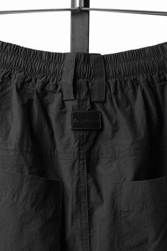画像をギャラリービューアに読み込む, A.F ARTEFACT CARGO TUCK WIDE PANTS / TYPEWRITER COTTON CLOTH (BLACK)
