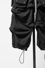 画像をギャラリービューアに読み込む, A.F ARTEFACT CARGO TUCK WIDE PANTS / TYPEWRITER COTTON CLOTH (BLACK)