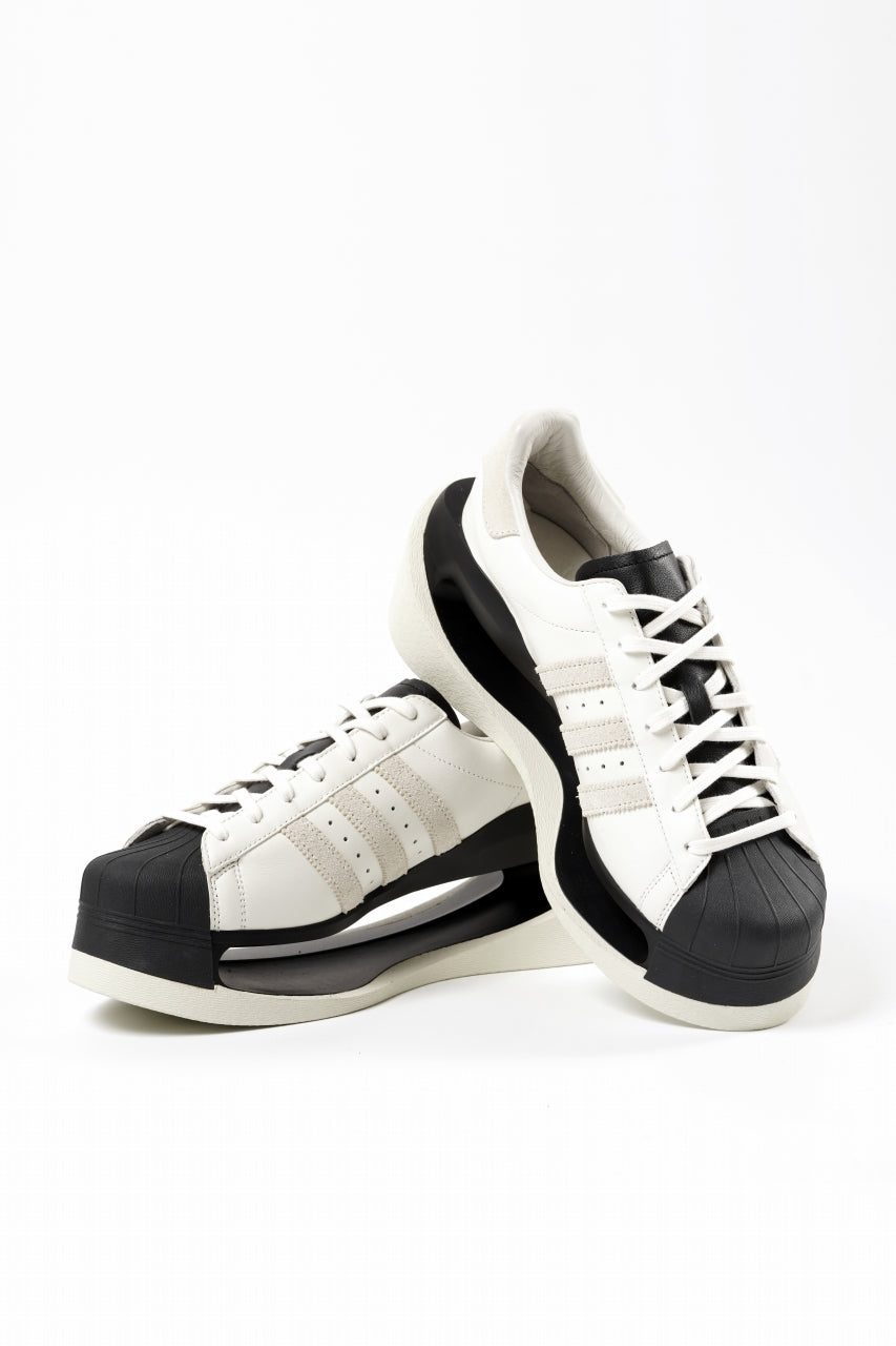 Load image into Gallery viewer, Y-3 Yohji Yamamoto GENDO SUPER STAR (OFF WHITE×ALUMINIUM×BLACK)