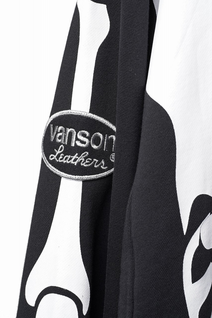 Load image into Gallery viewer, MASTERMIND WORLD x VANSON CREWNECK SWEATSHIRT REGULAR-FIT (BLACK)