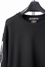 Load image into Gallery viewer, MASTERMIND WORLD x VANSON CREWNECK SWEATSHIRT REGULAR-FIT (BLACK)