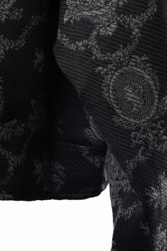 Load image into Gallery viewer, Professor.E E'ACQUARD CROPPED JACKET 2.0 (E TEXTURED JACQUARD)
