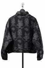 Load image into Gallery viewer, Professor.E E'ACQUARD CROPPED JACKET 2.0 (E TEXTURED JACQUARD)