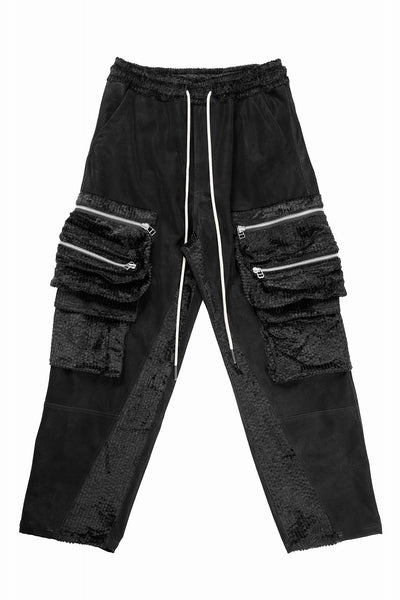 A.F ARTEFACT CARGO WIDE PANTS / SYNTHETIC LEATHER + VELOUR (BLACK)