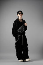 画像をギャラリービューアに読み込む, A.F ARTEFACT BIG POCKET SHORT BLOUSON / WASHER VELOR (BLACK)
