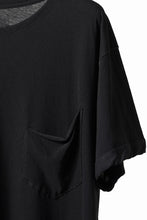 Load image into Gallery viewer, KLASICA "DEGREE 10" TORSION SEEM REGULAR FIT TEE / HIGH TWISTED COTTON DRY JERSEY (BLACK)
