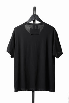 Load image into Gallery viewer, KLASICA "DEGREE 10" TORSION SEEM REGULAR FIT TEE / HIGH TWISTED COTTON DRY JERSEY (BLACK)