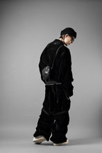 画像をギャラリービューアに読み込む, A.F ARTEFACT WASHER VELOR TUCK WIDE PANTS (BLACK)