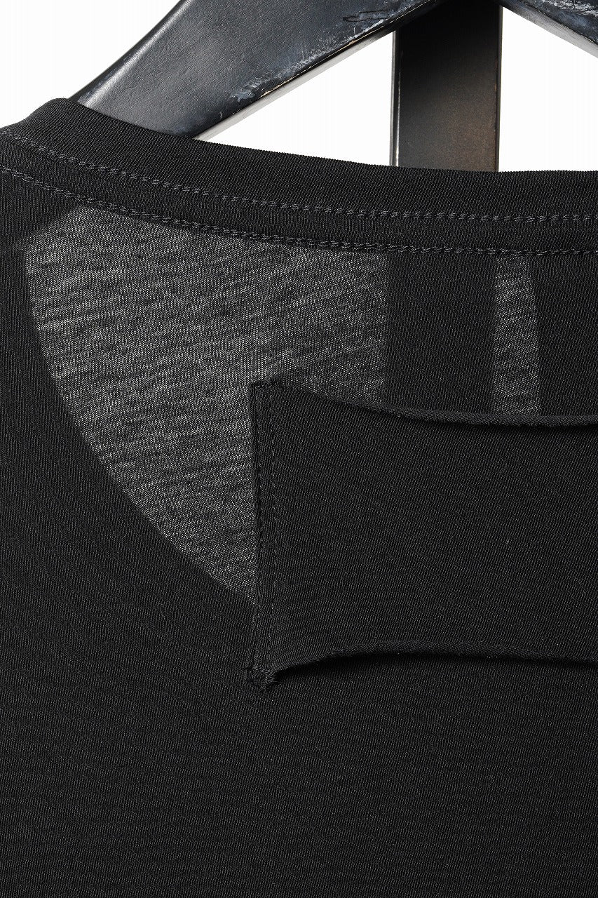 Load image into Gallery viewer, KLASICA "DEGREE 10" TORSION SEEM REGULAR FIT TEE / HIGH TWISTED COTTON DRY JERSEY (BLACK)