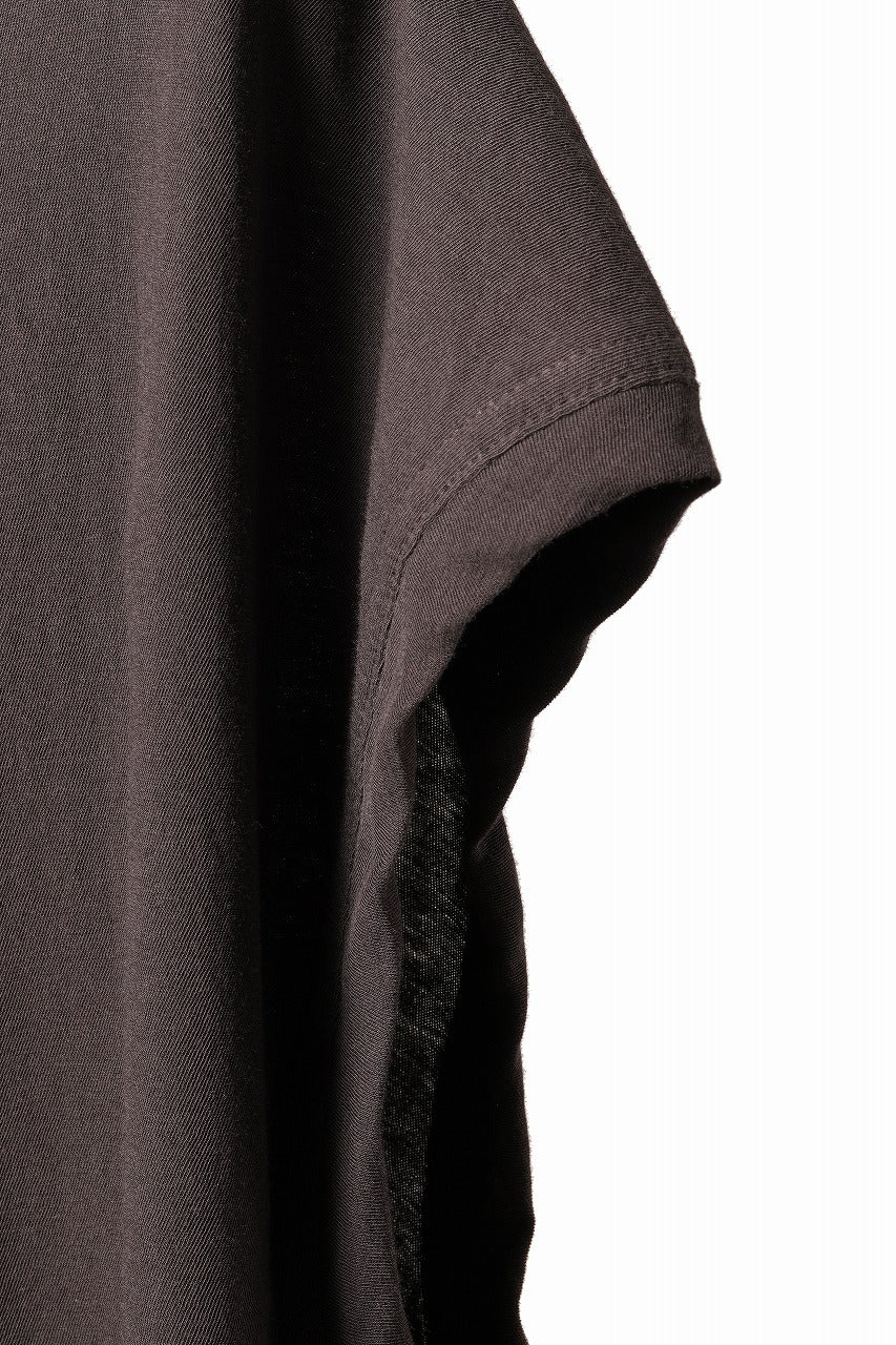 画像をギャラリービューアに読み込む, KLASICA "LUNG v.7" FLAP BACK SLEEVE LESS / HIGH TWISTED COTTON DRY JERSEY (BROWN)