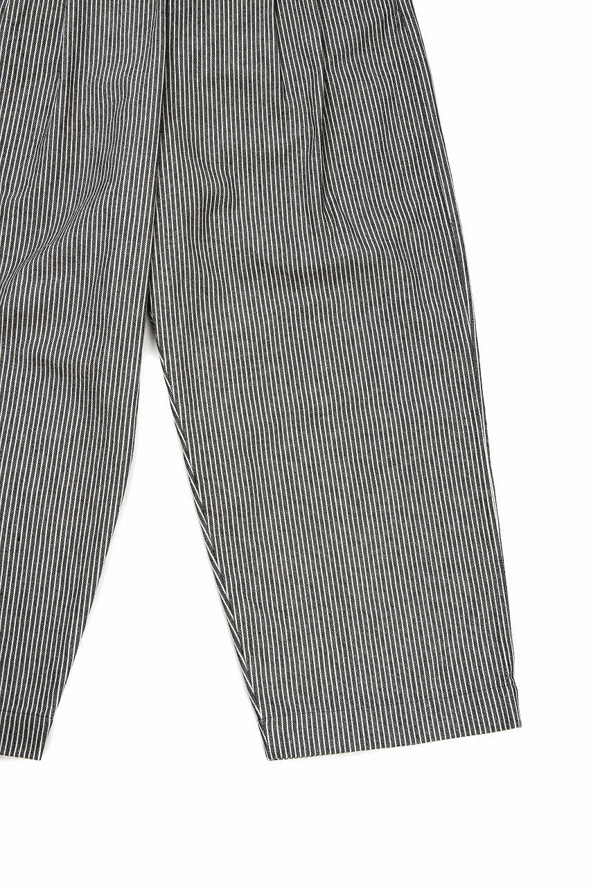 Load image into Gallery viewer, N/07 2 TUCKS WIDE TAPERED TROUSERS / SELVEDGE HICKORY STRIPES DENIM (ONE WASHED) (BLACK x WHITE)