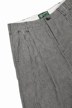 Load image into Gallery viewer, N/07 2 TUCKS WIDE TAPERED TROUSERS / SELVEDGE HICKORY STRIPES DENIM (ONE WASHED) (BLACK x WHITE)
