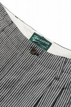 Load image into Gallery viewer, N/07 2 TUCKS WIDE TAPERED TROUSERS / SELVEDGE HICKORY STRIPES DENIM (ONE WASHED) (BLACK x WHITE)