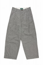 Load image into Gallery viewer, N/07 2 TUCKS WIDE TAPERED TROUSERS / SELVEDGE HICKORY STRIPES DENIM (ONE WASHED) (BLACK x WHITE)