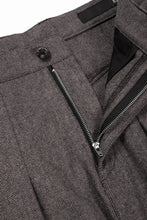 画像をギャラリービューアに読み込む, A.F ARTEFACT TUCK WIDE TROUSERS / HERRING BONE WOOL (BROWN)