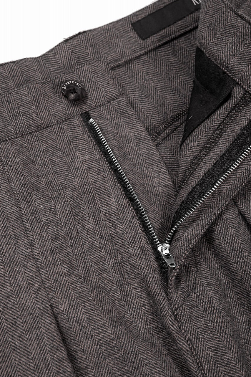 画像をギャラリービューアに読み込む, A.F ARTEFACT TUCK WIDE TROUSERS / HERRING BONE WOOL (BROWN)