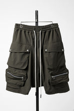 Load image into Gallery viewer, 【SAMPLE】A.F ARTEFACT MILITARY SHORTS / TECH-SMOOTH (KHAKI)