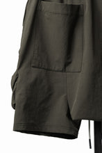 Load image into Gallery viewer, 【SAMPLE】A.F ARTEFACT MILITARY SHORTS / TECH-SMOOTH (KHAKI)
