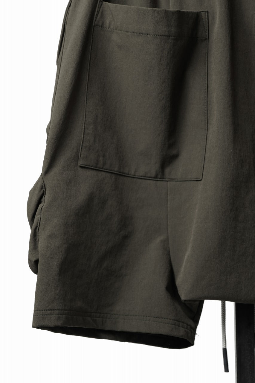 Load image into Gallery viewer, 【SAMPLE】A.F ARTEFACT MILITARY SHORTS / TECH-SMOOTH (KHAKI)