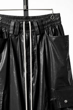 画像をギャラリービューアに読み込む, 【SAMPLE SALE】A.F ARTEFACT COATING CARGO  WIDE PANTS (BLACK)