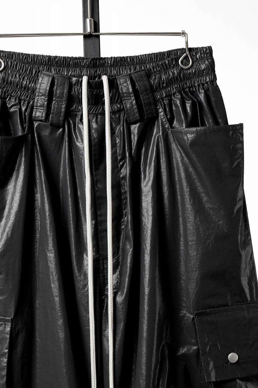 画像をギャラリービューアに読み込む, 【SAMPLE SALE】A.F ARTEFACT COATING CARGO  WIDE PANTS (BLACK)