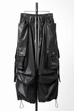 画像をギャラリービューアに読み込む, 【SAMPLE SALE】A.F ARTEFACT COATING CARGO  WIDE PANTS (BLACK)