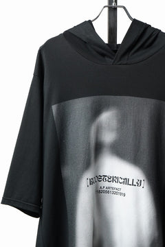 Load image into Gallery viewer, 【SAMPLE SALE】A.F ARTEFACT TYPE B HOODIE PRINT TEE (BLACK)