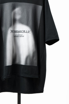 Load image into Gallery viewer, 【SAMPLE SALE】A.F ARTEFACT TYPE B HOODIE PRINT TEE (BLACK)
