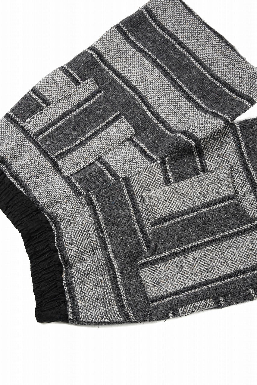 Load image into Gallery viewer, CHANGES x LOOM exclusive REMAKE SHORTS / VINTAGE MEXICAN SURF RUG (MULTI #D)