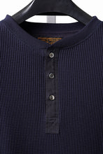 画像をギャラリービューアに読み込む, SEVEN LEATHERS WAFFLE HENLEY LONG SLEEVE TOPS (NAVY)